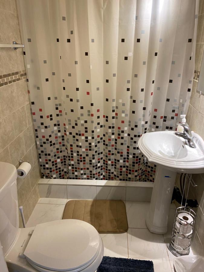 Windsor Airport Room Accommodation Esterno foto