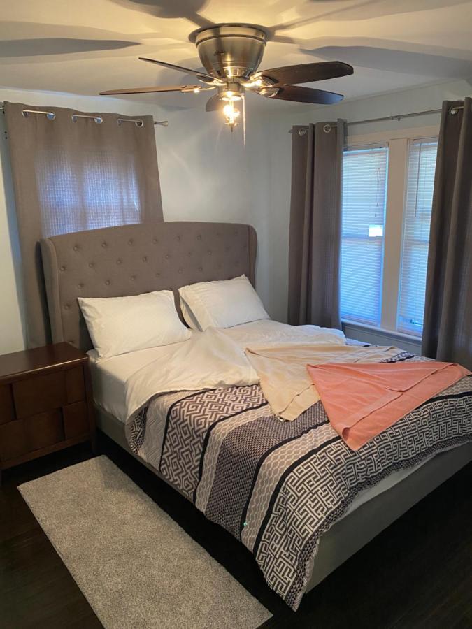 Windsor Airport Room Accommodation Esterno foto